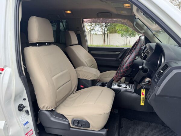 2015 pajero Mitsubishi 3200CC Disel - Image 3